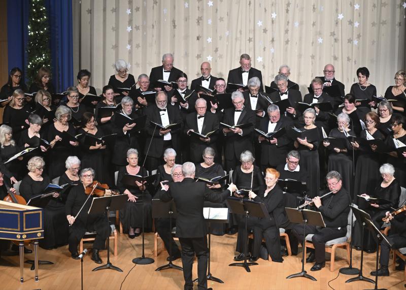Southern Delaware Chorale performs flawlessly.